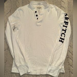 Abercrombie & Fitch Cream Long Sleeve Henley shirt